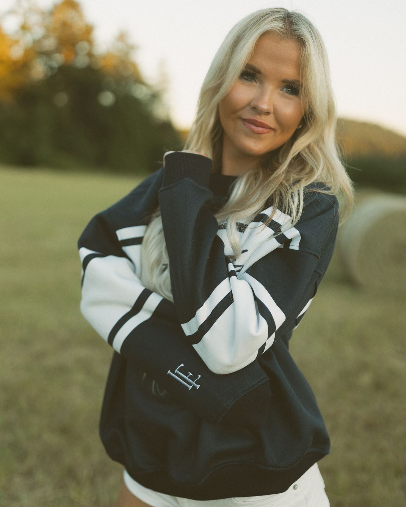 Classic Navy Script Mockneck